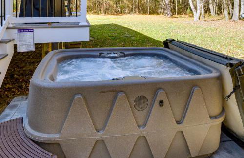 Hot Tub Haven 2 Mi to Beach! Christys Cottage - Foto 31