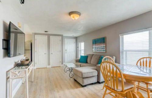 Summer Sands Lodge Unit 4 -2BR - Photo 27