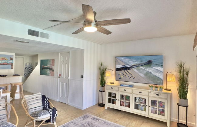 Pier Pressure Beachfront w Pool - Foto 30