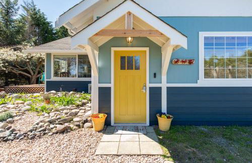 Sequim Escape with Gas Grill and Deck, Walk to Beach! - Foto 38