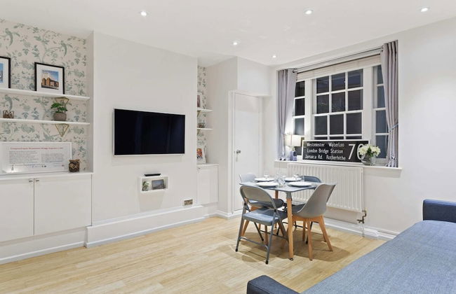 Trendy 1 Bedroom Apartment in the Heart of London - Photo 16