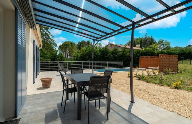 Cosy Holiday Home With Pool - Photo 25