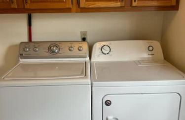 Luxury Cabin #21 With Hot Tub and Jacuzzi on Patoka Lake in Southern Indiana - Foto 12