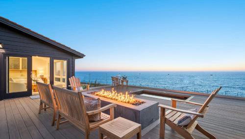 Distinguished Oceanfront Point Estate with Iconic Beach Mountain Vistas - Foto 5