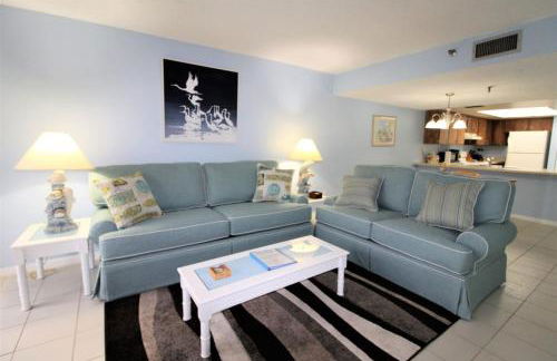 Madeira Place 303 1BD 2BA Retreat Near Johns - Photo 2