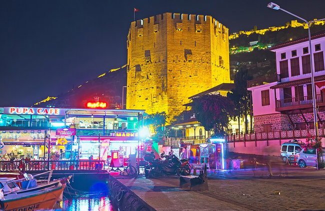 Safari nocturno Alanya Sunset con paseo en barco incl. Cena - Foto 6