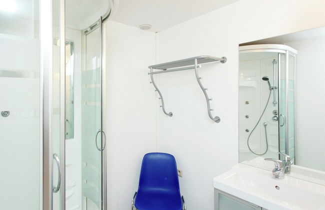 Stunning Cottage With Terrace in Manhay - Foto 15