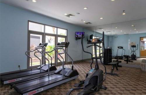 Whimsical Condo 1.5M from Disney - Foto 44