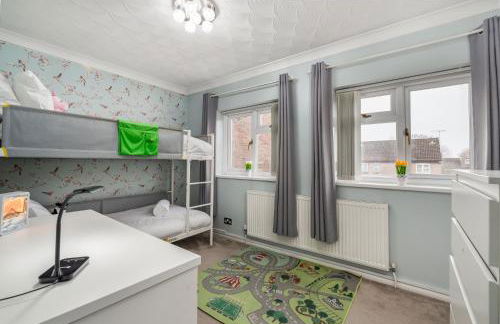 Family Friendly, Cosy 3 bed Home - Pass the Keys - Foto 18