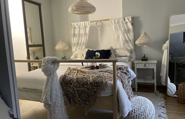 Cozy 1Br Apts with Yard and Parking - Photo 16