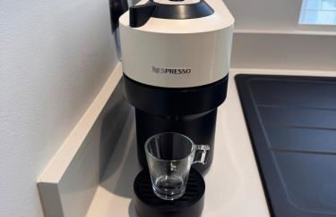 Stunning, newly refurbished flat - Photo 11