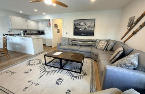 Fireside at The Village - Near Hike/bike! - Photo 1