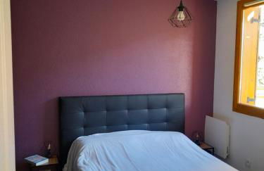 T2 confortable - Piscine chauffée - Super Besse - Photo 9