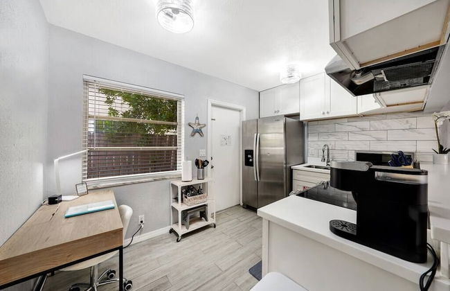 Just Beachy Apt 3 in Fort Lauderdale - Photo 14