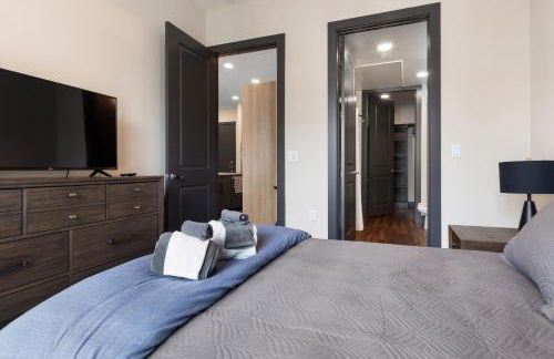 Modern Comfort North Austin with Balcony and Workspace - Foto 34