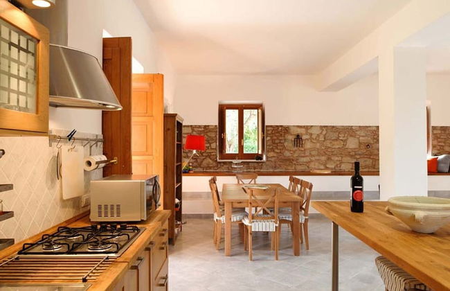 Detached Villa in an Excellent Location Near the Sea - Foto 9