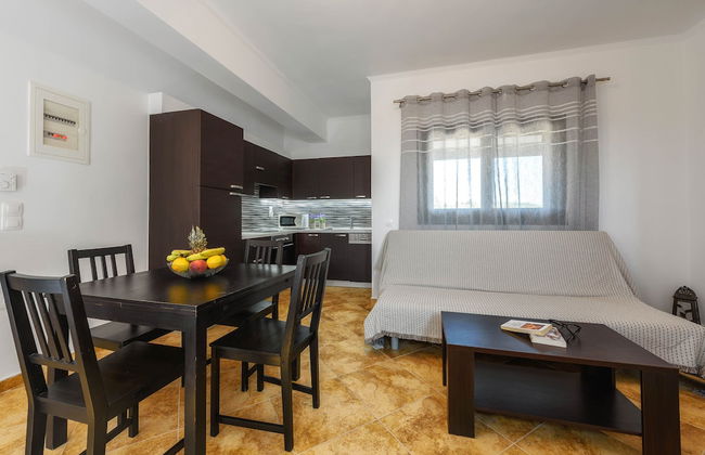 Alonaki Apartments - Photo 36