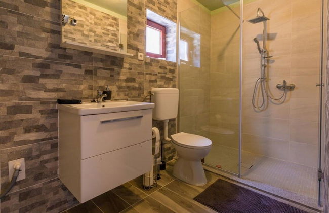 Large Holiday Home With Private Pool, Wellness & Sea View - Foto 14