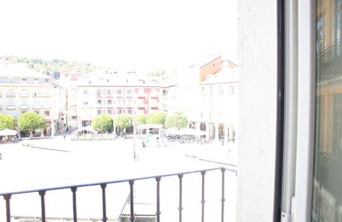 Increíble piso en la plaza Mayor, con garaje - Foto 14