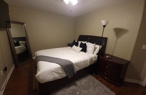 2BD Modern House with heated pool in North Vegas - Foto 21