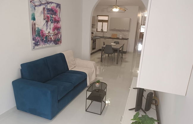 Seaside Stylish and Spacious 2-bedroom Apartment - Foto 1