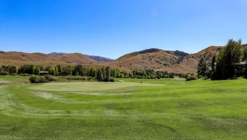 Single Level Ranch Condo in Elkhorn - Photo 4