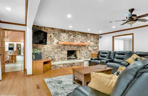 Luxury 5BR Villa with Pool, Hot Tub & Sauna - Foto 7