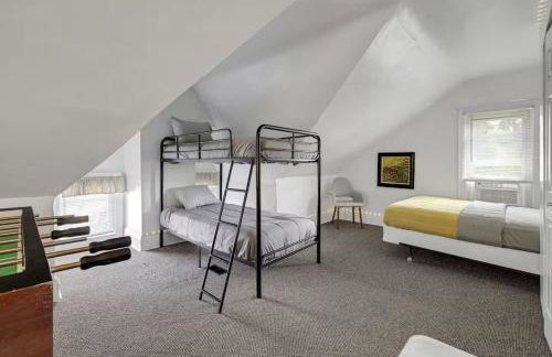 5BDRM GEM with Arcade - Mt Wash - Foto 22