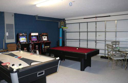 Disney Villa Magical Retreat Private Pool, LakeView & Game Room - Foto 46