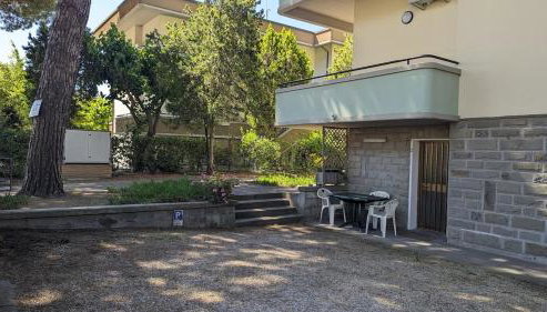 Immerso nella Pineta 3 - A 5 Minuti a Piedi dal Mare - Foto 2, Garden, Garden view
