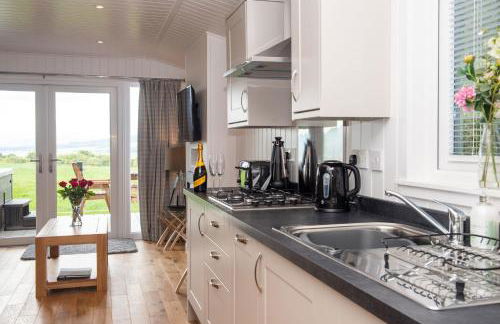 Super King Lodge-Sleeps 2-HotTub-Sea View - Foto 16