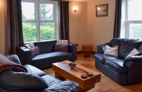 Wood Cottage - Photo 4