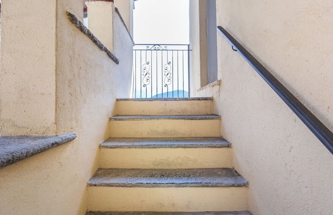 Lake View Terrace Apartment by Rent all Como - Photo 29