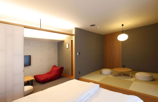 NEON HOTEL - Foto 11