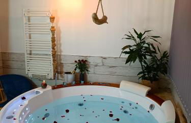 Le Maréchal Duplex - Appartement avec Jacuzzi - CAEN hyper Centre - Photo 1