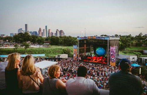 Cozy & Chic Apt King Bed -Free Parking - Foto 18