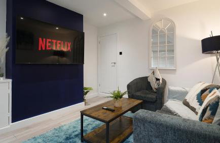 Modern Luxury Home - Pool Table - Sleeps 5 - Foto 1