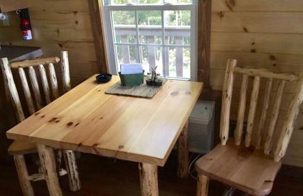 Romantic Log Cabin Accommodation with Private Jacuzzi near Huntington, West Virginia - Foto 4