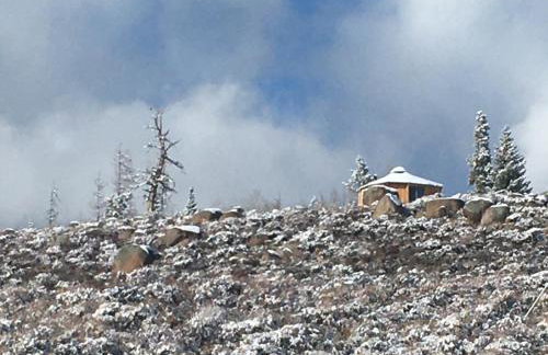 Red-tail Roundhouse at 22 West Cabins and Recreation - Foto 71