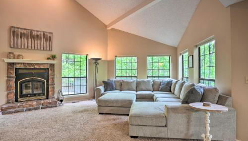 Beaver Lake Retreat with Deck and Private Hot Tub - Foto 3