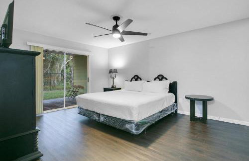 Familiar Retreat with Resort Access Near Disney - Foto 4