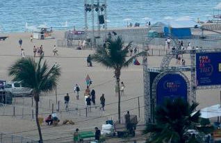 DN Apartamento VISTA MAR ,a 50 metros do aterro Praia Iracema - Foto 8