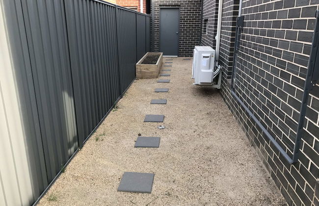 Sleek Stylish Modern Close to Airport - Foto 21