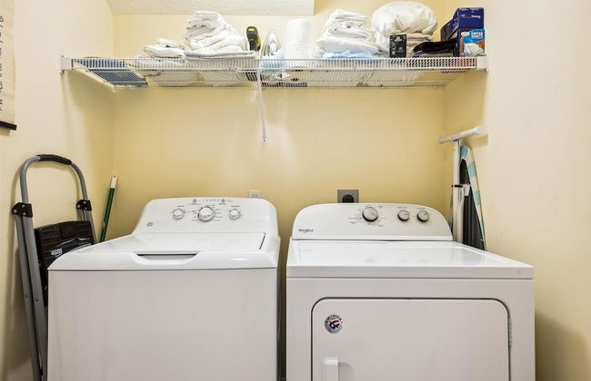 Just Beachy - 5 Bedroom Beach Front Home! Sleeps 20 Home by RedAwning - Foto 36