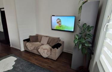 Hôte Stéphanois Studio & parking - Foto 3