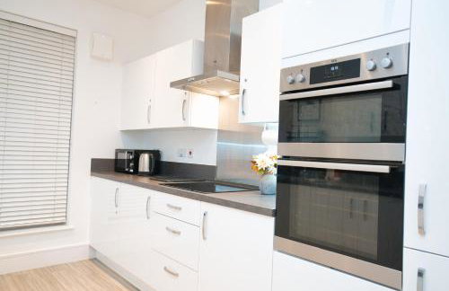 Milton Keynes new 5-Bedrooms 14guests Contractor family holiday Free Parking - Foto 50