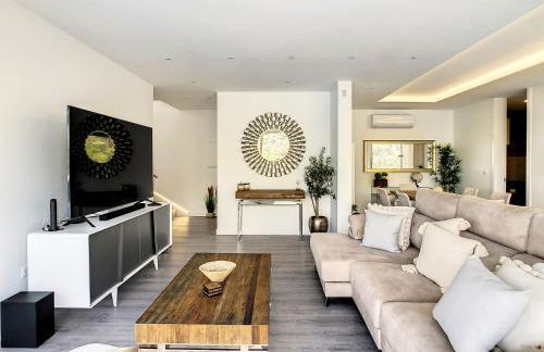 Wild River Villa by LovelyStay - Foto 9