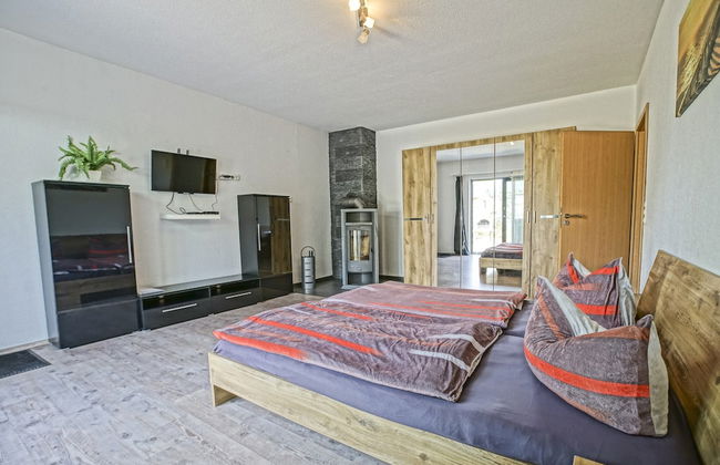 Ground-floor Apartment With Terrace and Large Garden With Lounge Area and Grill - Foto 26