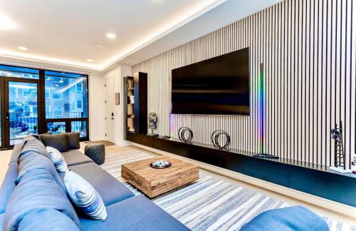 Ultra Modern Luxury - New Construction 4 Bedrooms - Photo 37