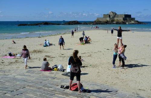 Saint-Malo Apartment - Foto 19